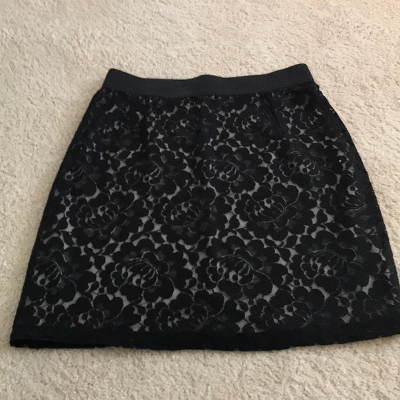 H&M Dresses & Skirts - Black floral lace patterned skirt H&M Dresses & Skirts - Black floral lace patterned skirt